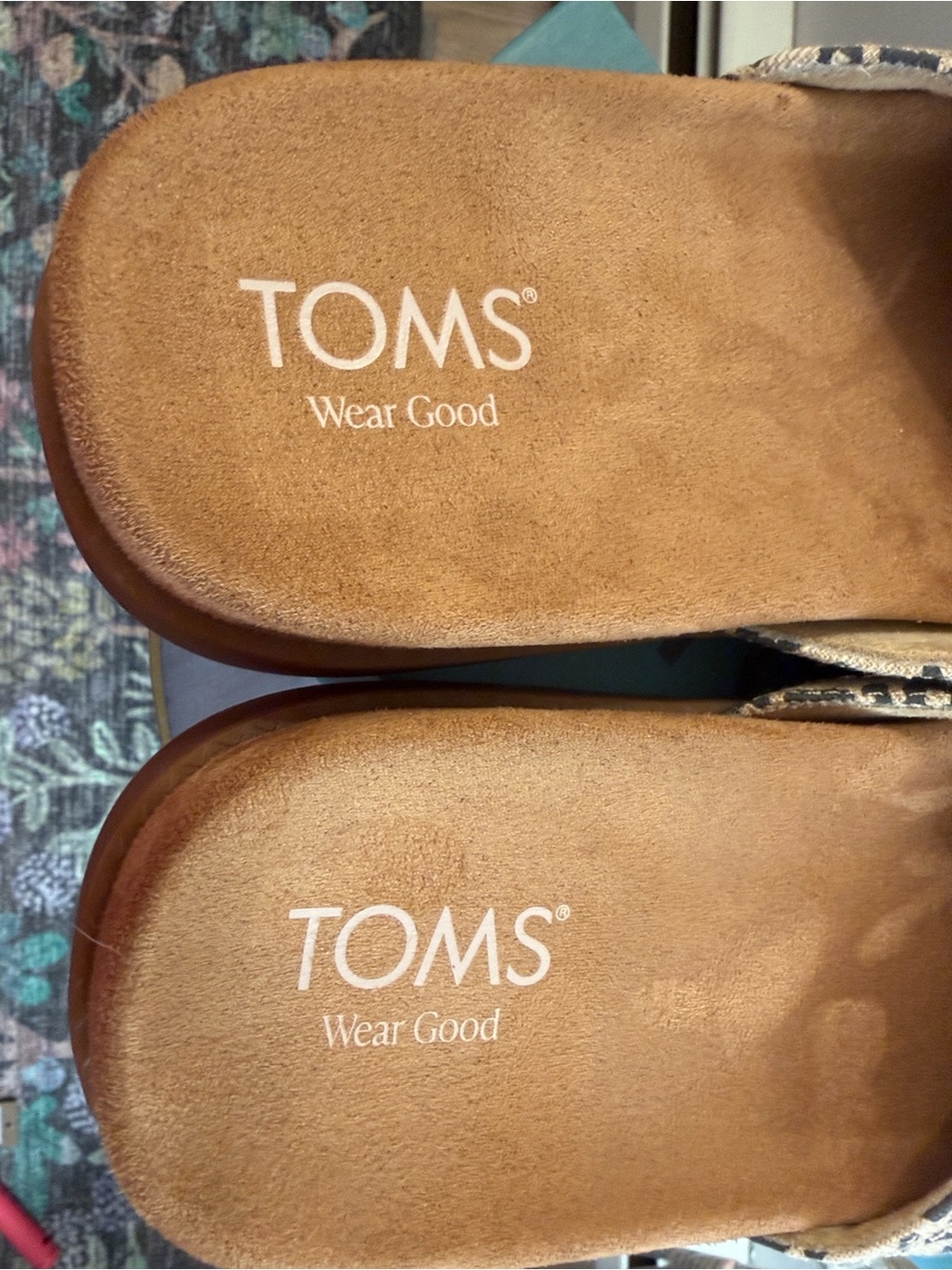 TOMS Leopard Print Buckle Marin Slide Sandals - Picture 5 of 5